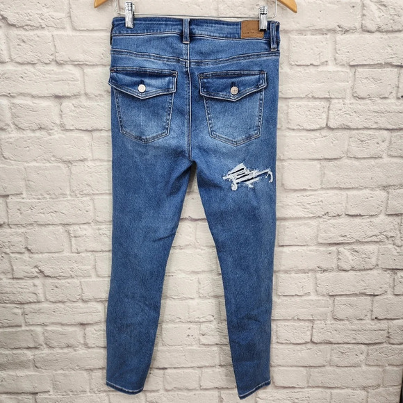 American Eagle Distressed High Rise Jegging Medium Wash Denim Flap Jeans Sz 6R - Picture 8 of 15